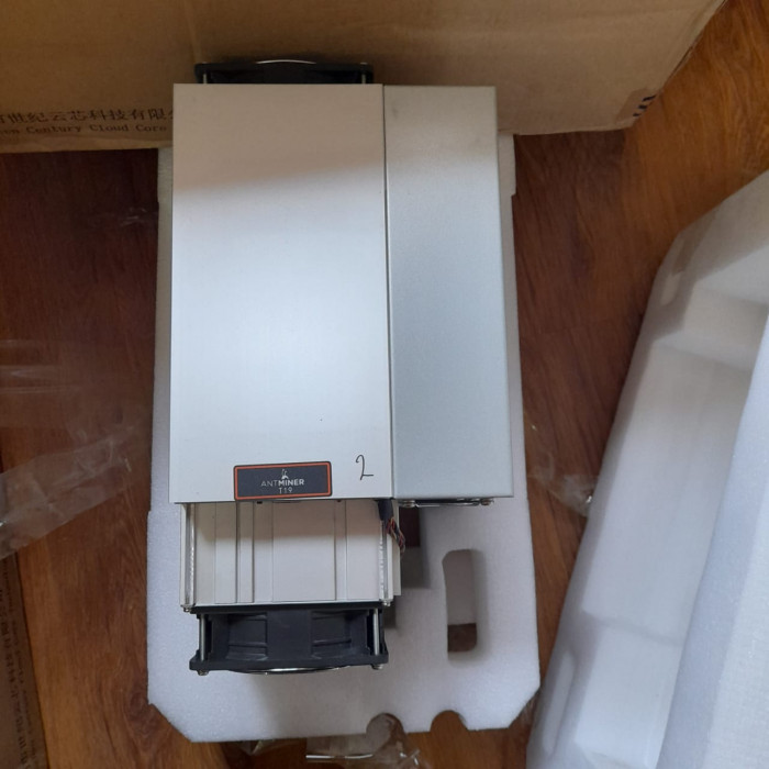 BITMAIN Antminer T19 84TH/s